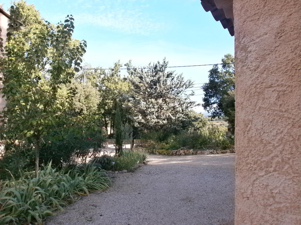 L'Abrialys Bed and Breakfast Lorgues Buitenkant foto
